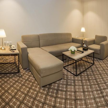 Burj Alhayat Hotel Suites Olaya Rijád Kültér fotó