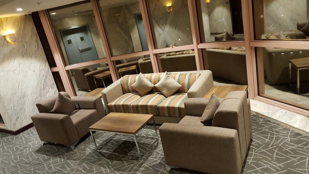 Burj Alhayat Hotel Suites Olaya Rijád Kültér fotó