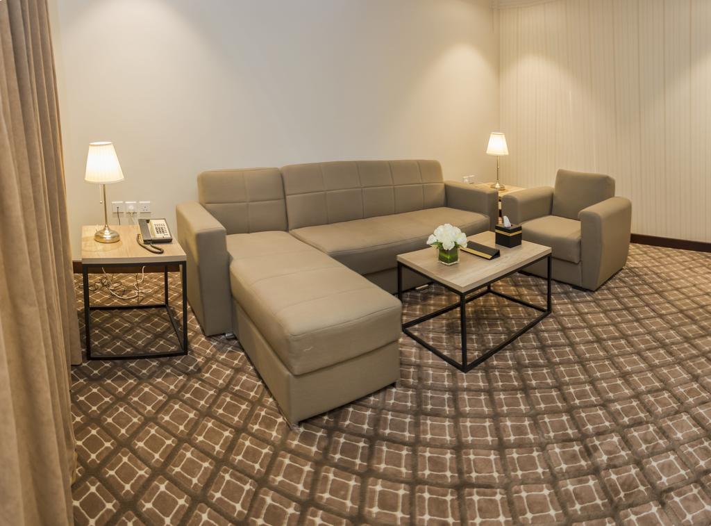 Burj Alhayat Hotel Suites Olaya Rijád Kültér fotó